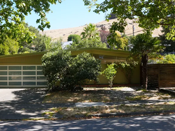 678 Las Colindas Rd, San Rafael, CA 94903