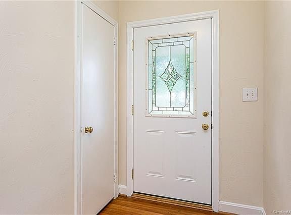 5th image of 3543 Conway Ave