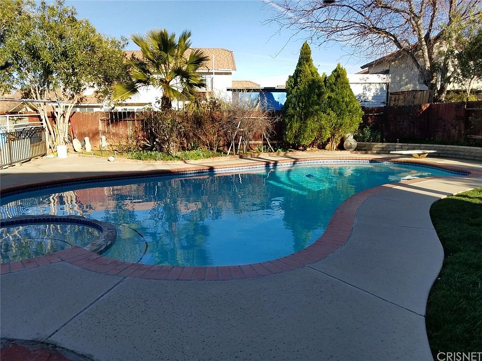 2nd image of 37428 Norwich Dr