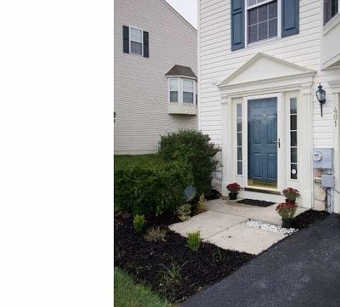 2nd image of 401 Broad Meadow Dr