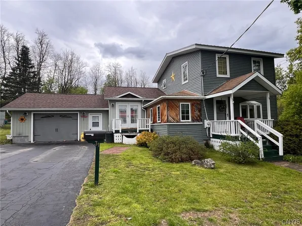 31 Jefferson St, Gouverneur, NY 13642