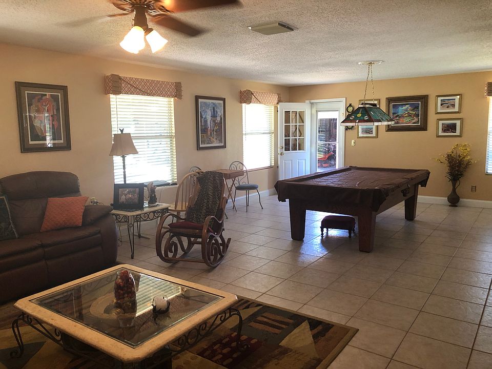 1st image of 15077 Lake Pickett Rd