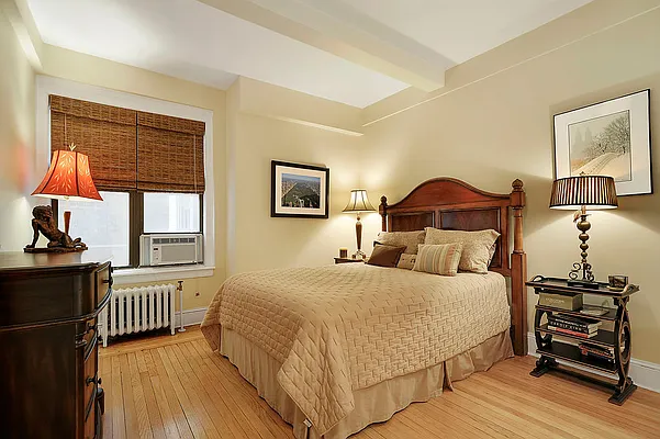 Sold by Corcoran | media 8