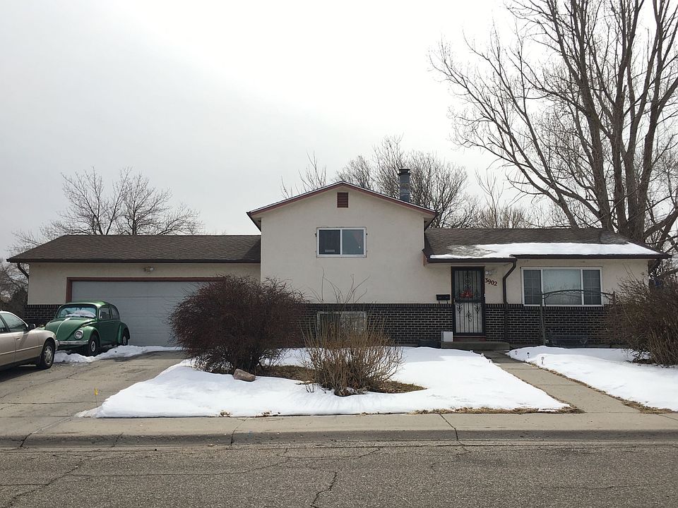 1st image of 3902 Redwood Ln