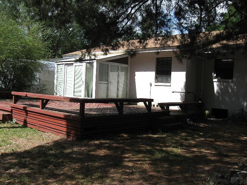 1st image of 717 NE 17th Ave
