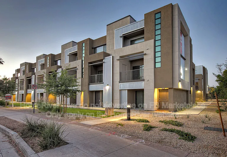 1000 W 5th St #1010 — Photo 1
