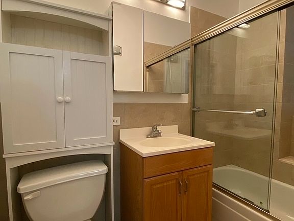 4th image of 170 W 74th St APT 811