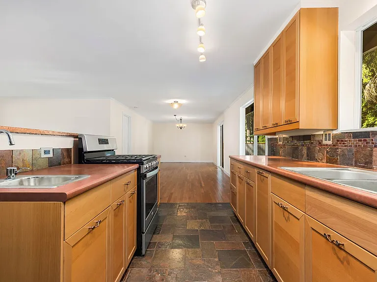 14478 119th Pl NE — Photo 14