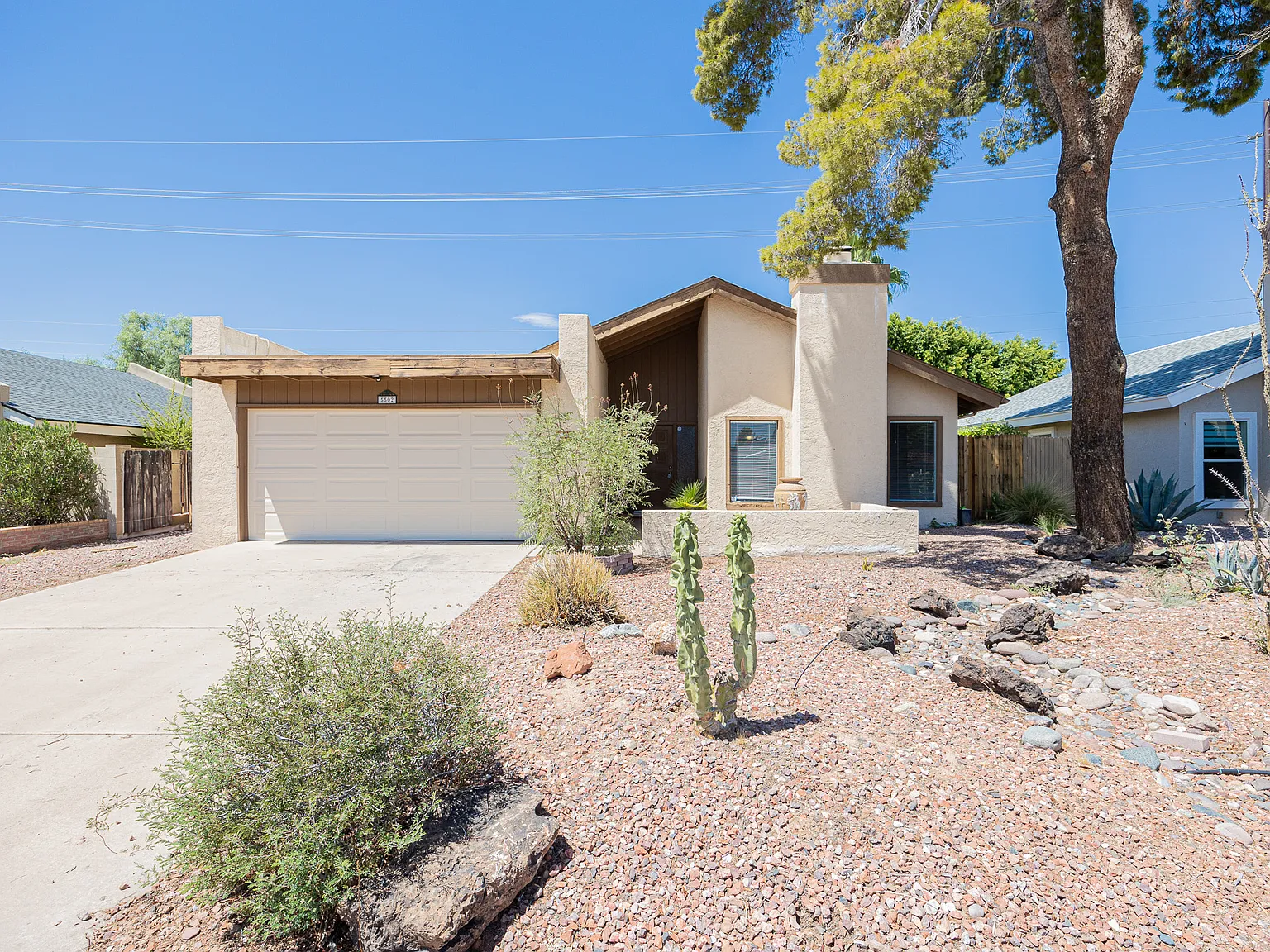 5502 E Roanoke Ave, Phoenix Az — Photo 2