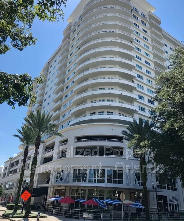 100 S Eola Dr #806