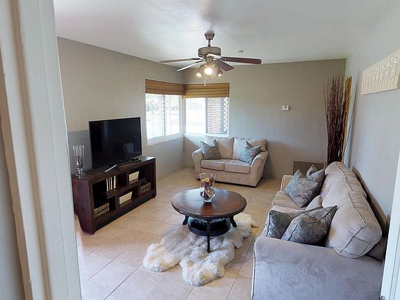 4th image of 3112 E MULBERRY Drive