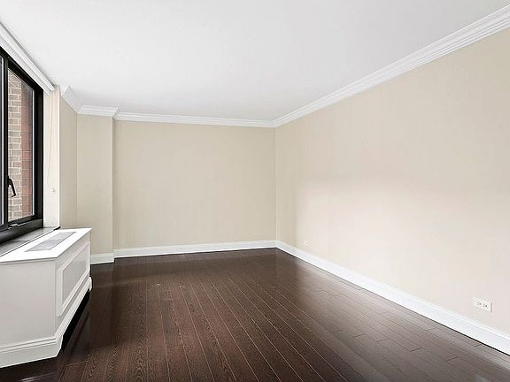 4th image of 380 Rector Pl APT 4L