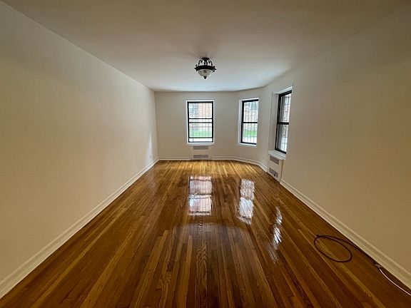 3rd image of 34-35 76th St #101