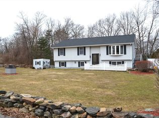 378 Rondeau St, Palmer, MA 01069
