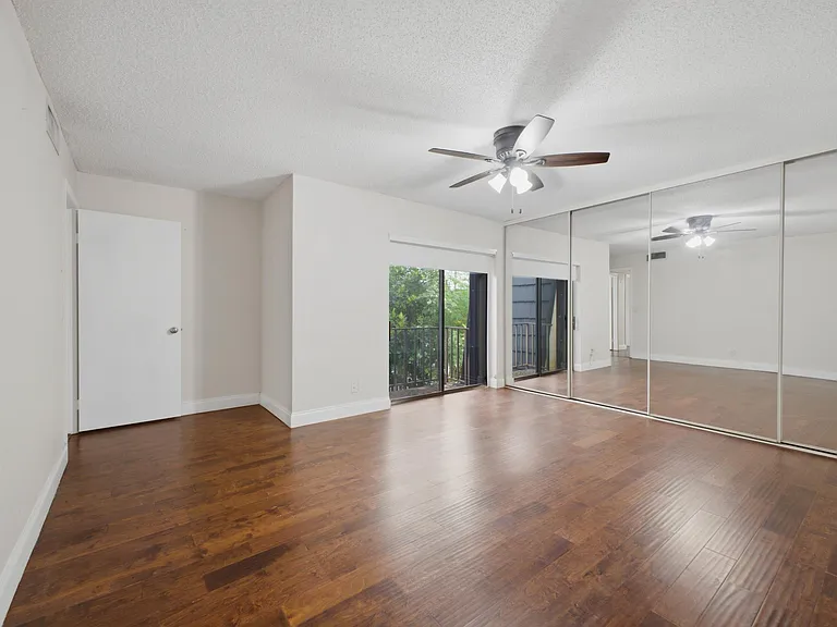 105 Woodland Rd — Photo 38