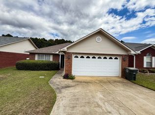 266 Windsor Garden Dr, Enterprise, AL 36330