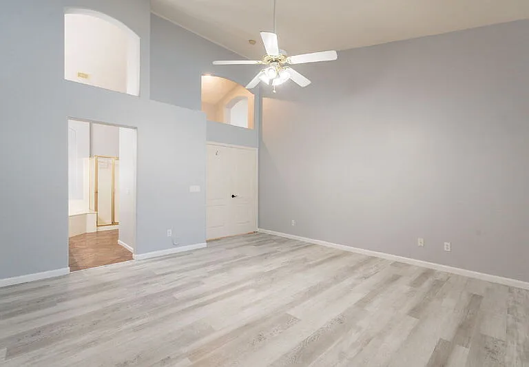 7167 W Abraham Ln — Photo 27