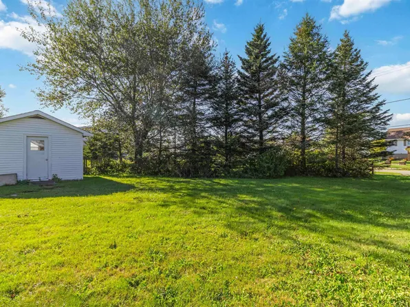 301 Cow Bay Rd, Eastern Passage, NS B3G 1E4