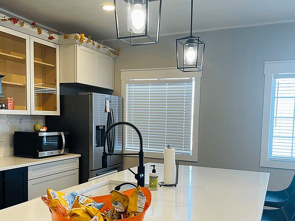 Fully-Equipped Kitchen with Garbage Disposal