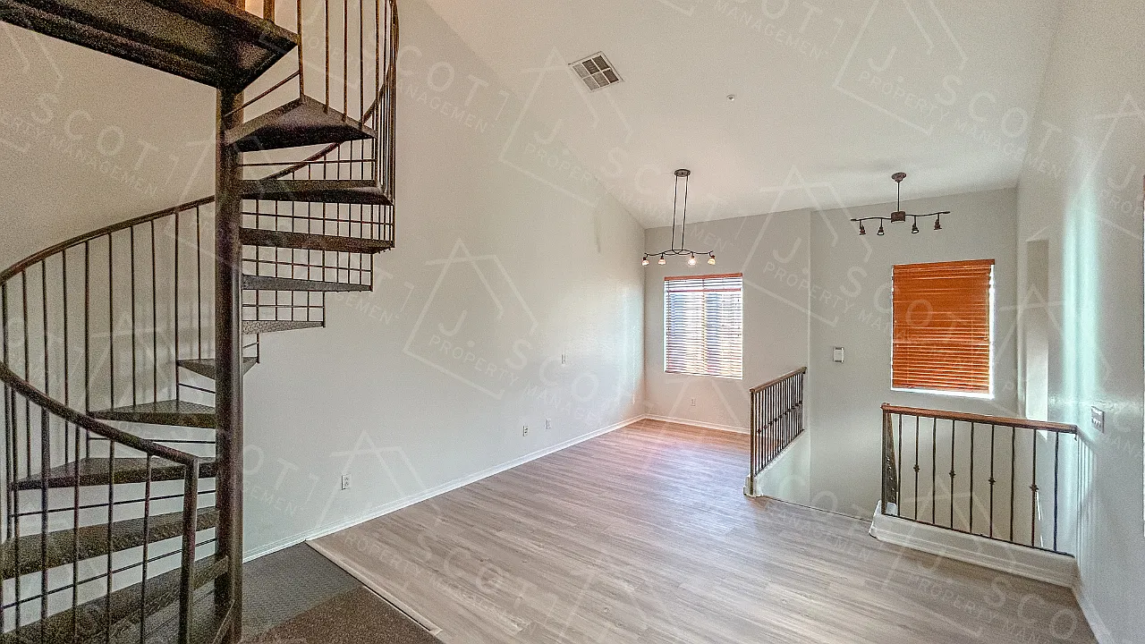 746 North Laguna Drive - 1 — Photo 4