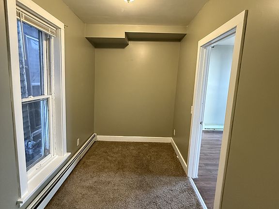 5th image of 1355 Payne Ave