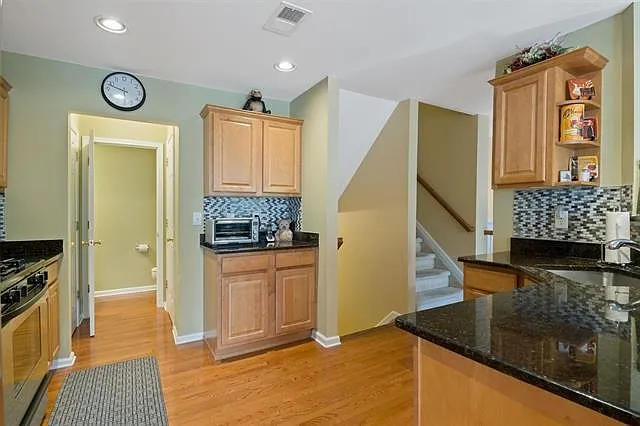8 Maritime Way — Photo 8