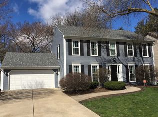 160 Nicoll Ave, Glen Ellyn, IL