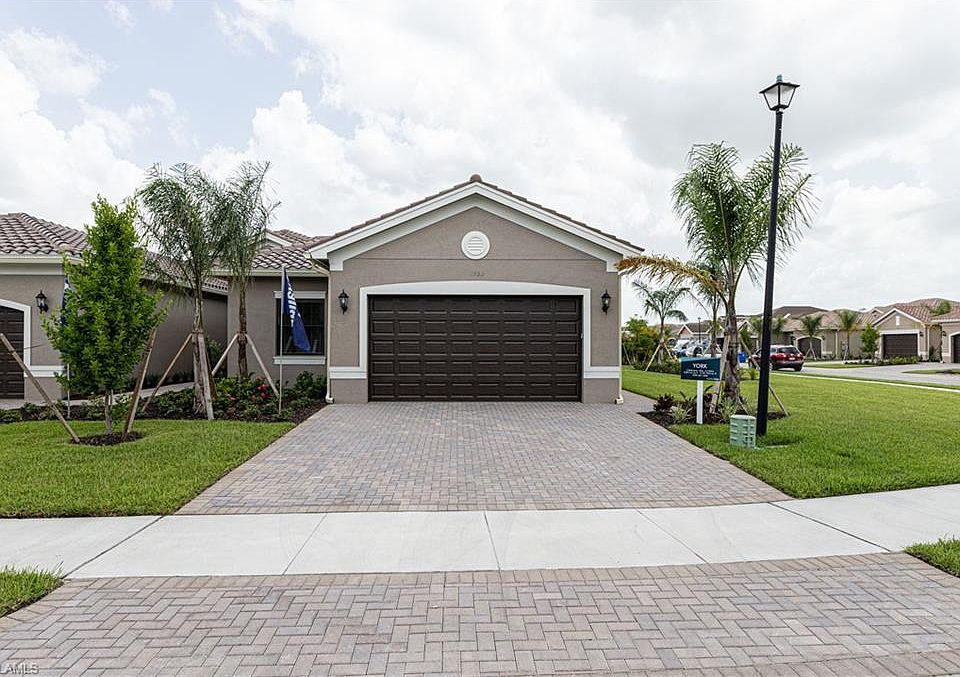 1st image of 11930 Lakewood Preserve Pl