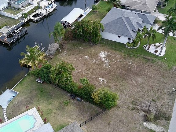 3rd image of 4819 SW 2nd Ave
