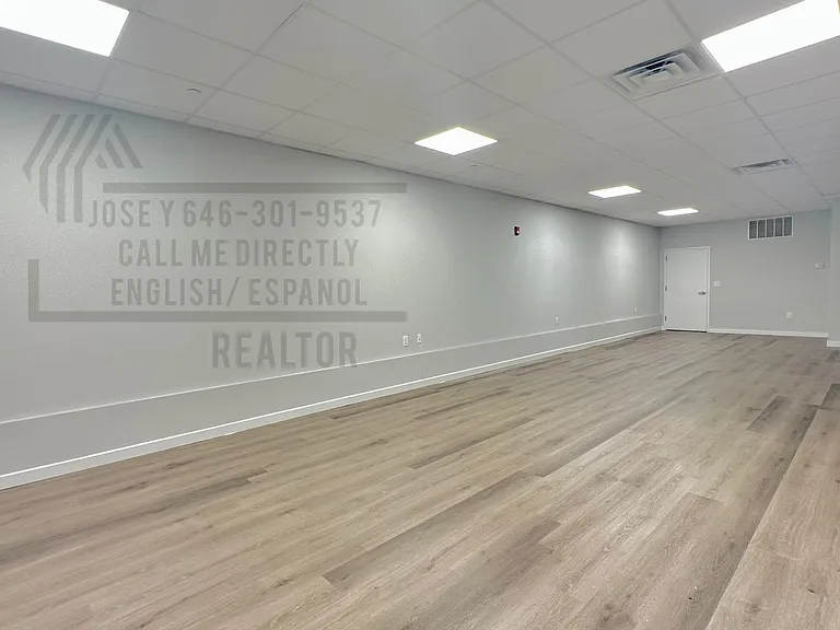196 Rosa Parks Blvd #300 — Photo 2
