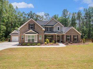 100 Quarters Dr, Senoia, GA 30276