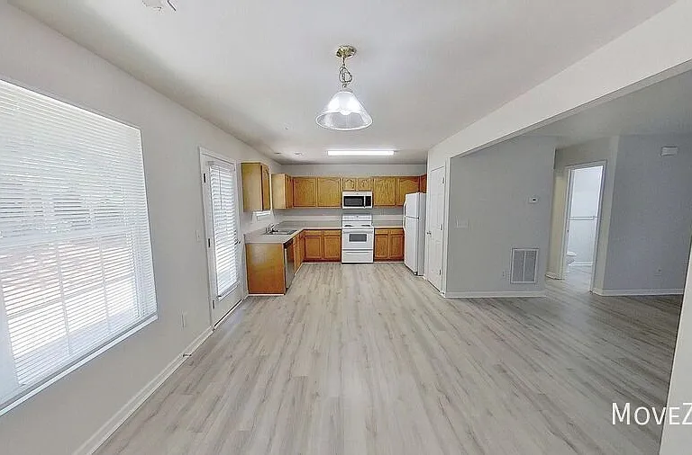 1205 Ricochet Dr — Photo 36