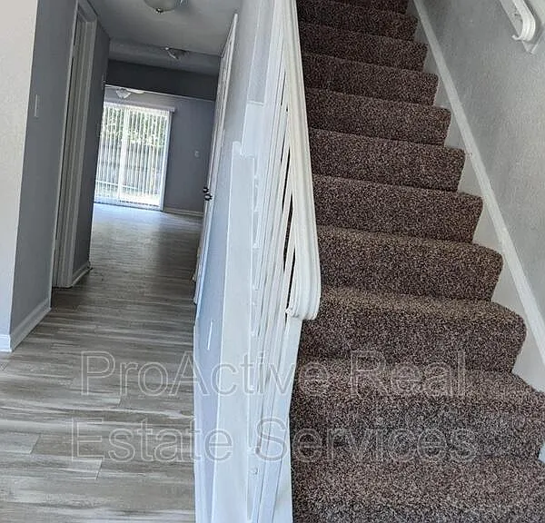701 Arthur Ave — Photo 9