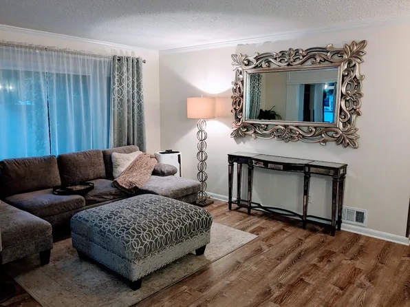 (undisclosed Address), Milwaukie, OR 97222