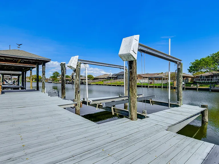 125 Windward Psge — Photo 32