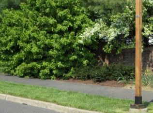541 Cedar Hollow Dr, Yardley, PA