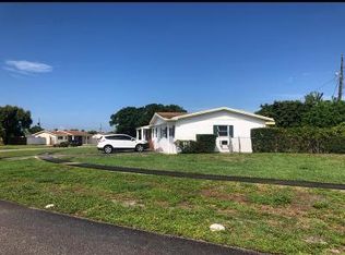 2563 Freeport Rd, West Palm Beach, FL 33406