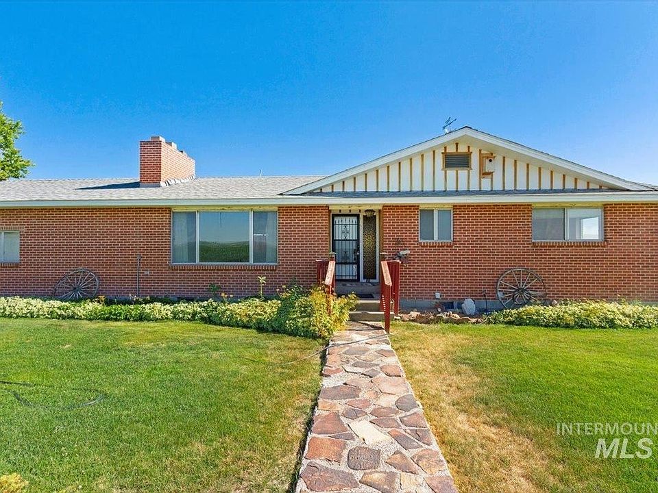 1st image of 4069 Dines Ln