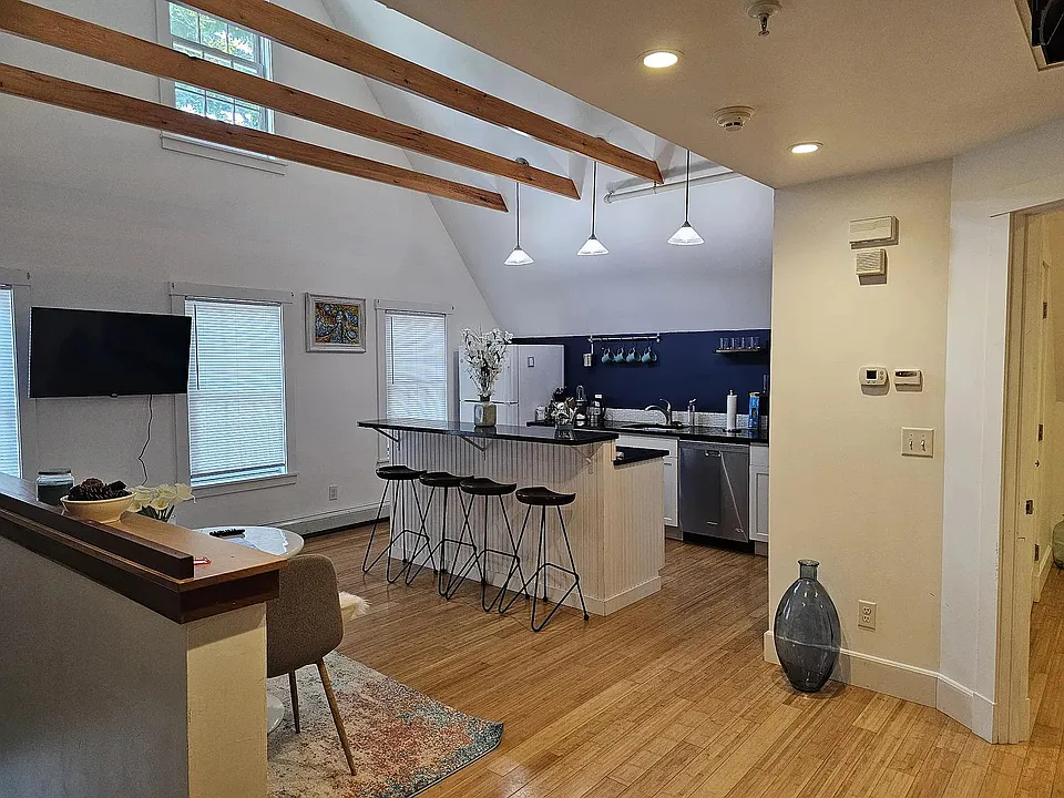 110 Union St #2