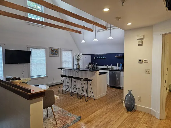 110 Union St #2, Rockland, ME 04841