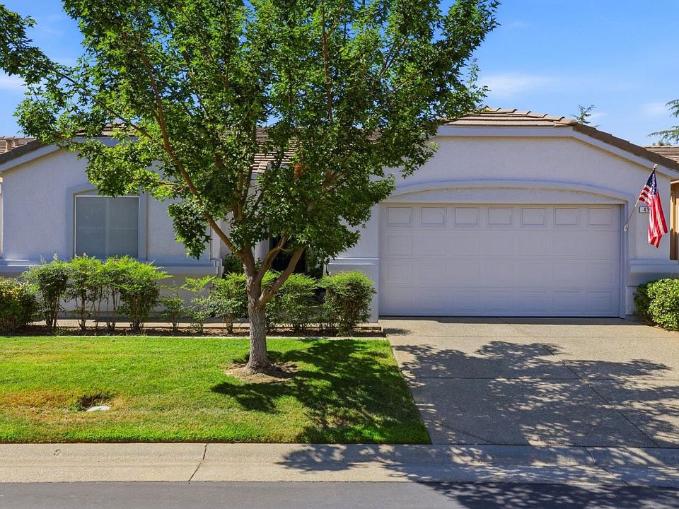 1st image of 452 Luster Pl