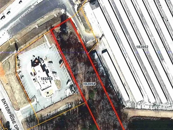 600 Greensboro Rd, High Pt, NC 27260