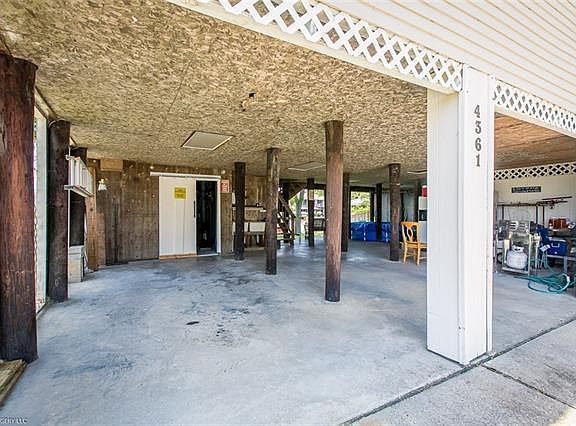 4th image of 4361 Genoa St
