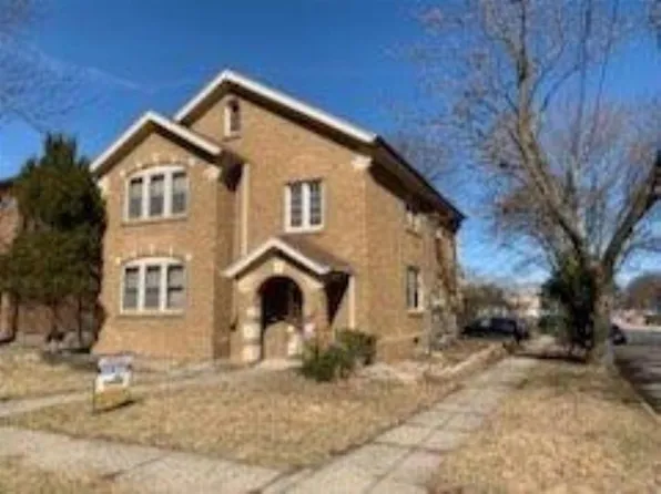 703 King St, Rockford, IL 61103