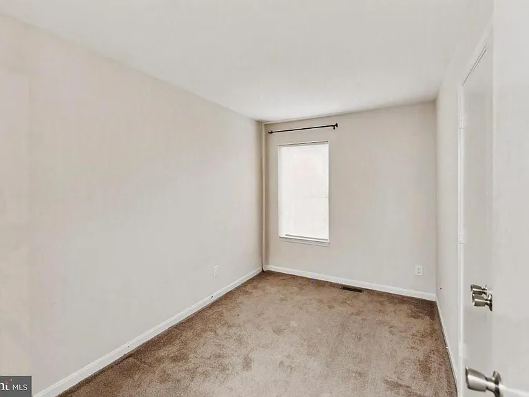 4506 Luau Ct — Photo 11