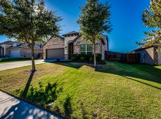 1109 Westminster Dr, Midlothian, TX 76065