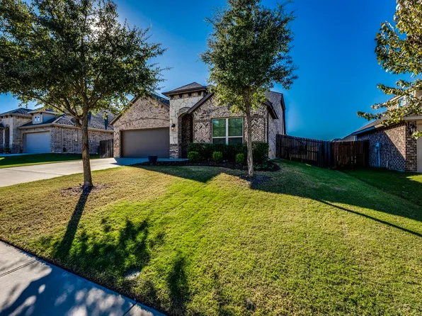 1109 Westminster Dr, Midlothian, TX 76065