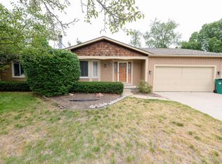 3246 Kenicott Dr, Commerce Township, MI