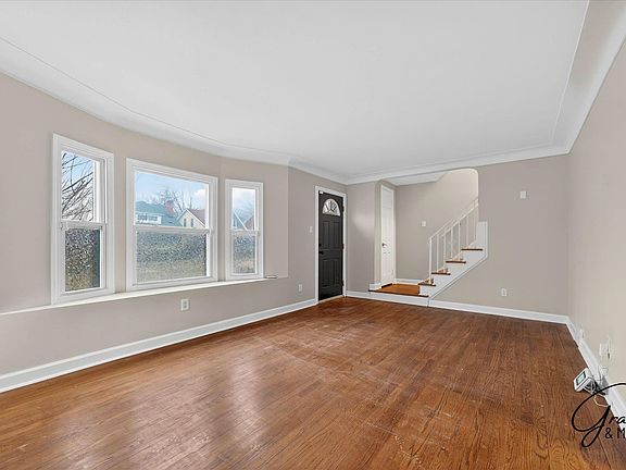 5th image of 4327 Bedford St