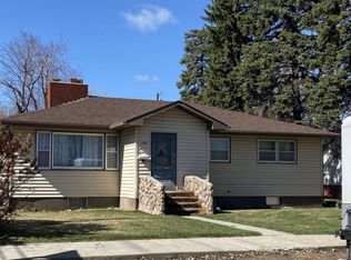314 N 16th Ave, Forsyth, MT 59327
